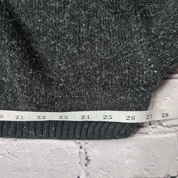 Out From Under Cozy Up Cropped Black Gray Sweater Bow Motif Size Medium - Picture 9 of 12